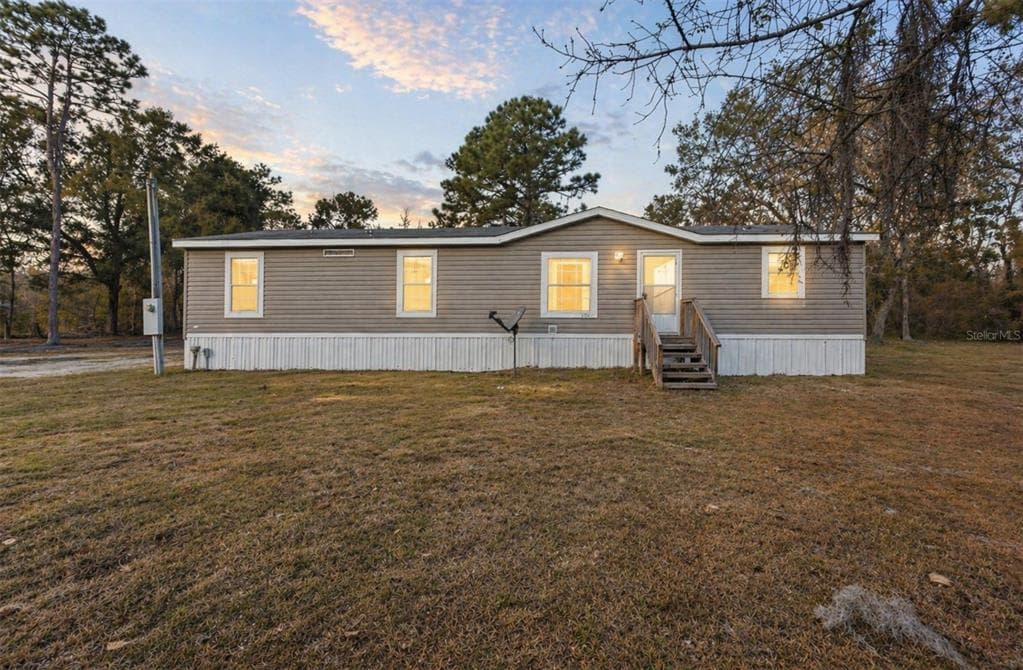 1910 NE 155TH COURT, WILLISTON, FL 32696