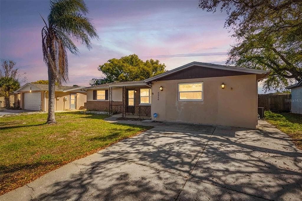 9040 LUNAR LANE, PORT RICHEY, FL 34668