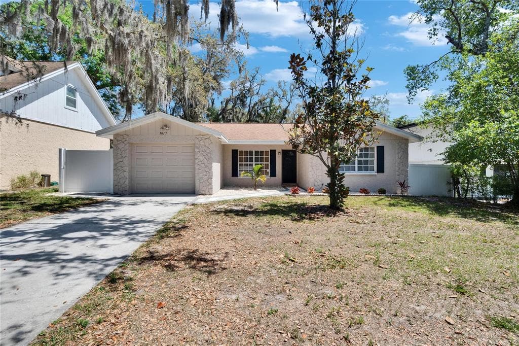 9613 N 46TH STREET, TAMPA, FL 33617