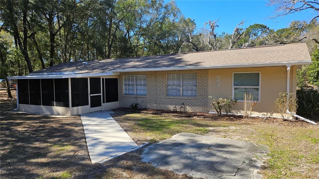 662 N CHARLES AVENUE, INVERNESS, FL 34453
