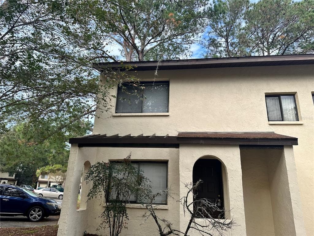 2735 SW 35TH PLACE # 2001, GAINESVILLE, FL 32608