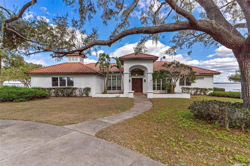 38230 YALE CIRCLE, LEESBURG, FL 34788