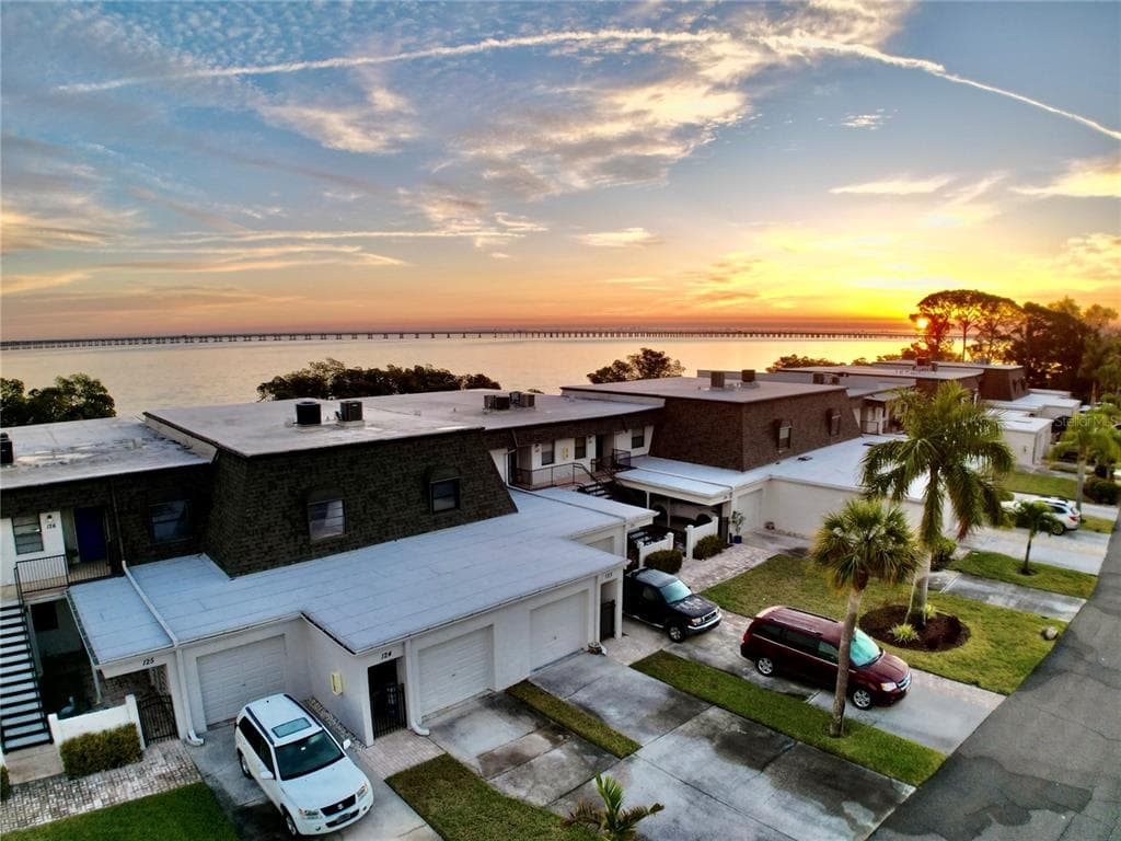 2980 HAINES BAYSHORE ROAD # 124, CLEARWATER, FL 33760