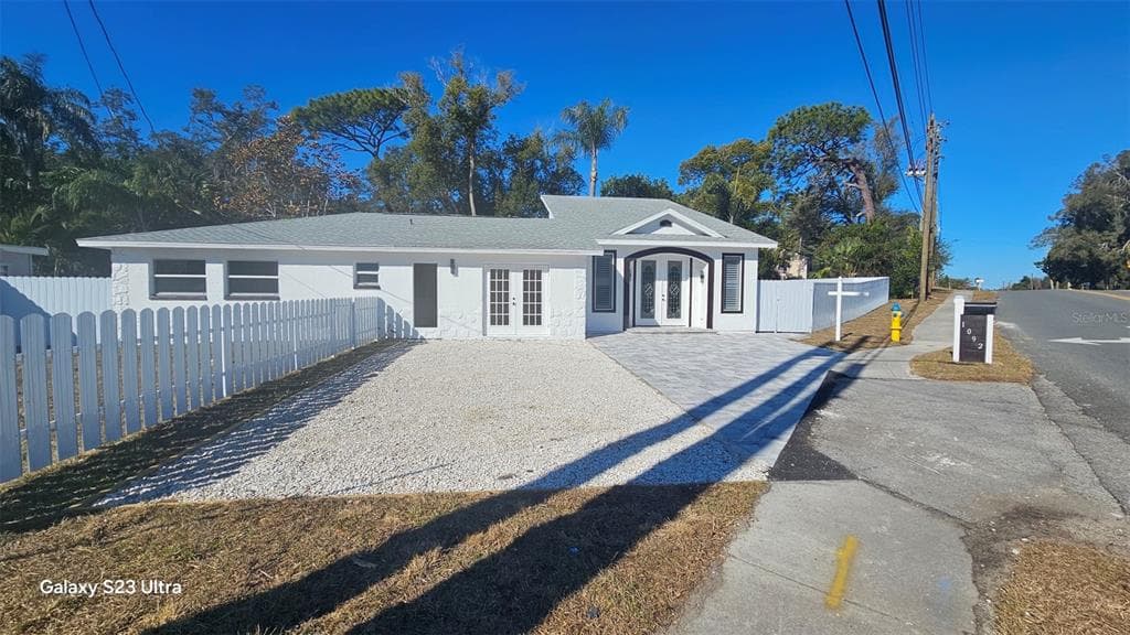 1092 N FLORIDA AVENUE, TARPON SPRINGS, FL 34689