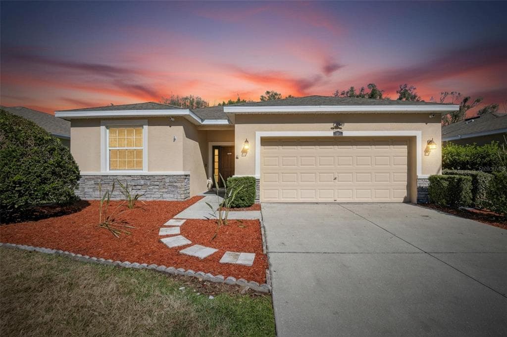 2819 HOLLY BLUFF COURT, PLANT CITY, FL 33566