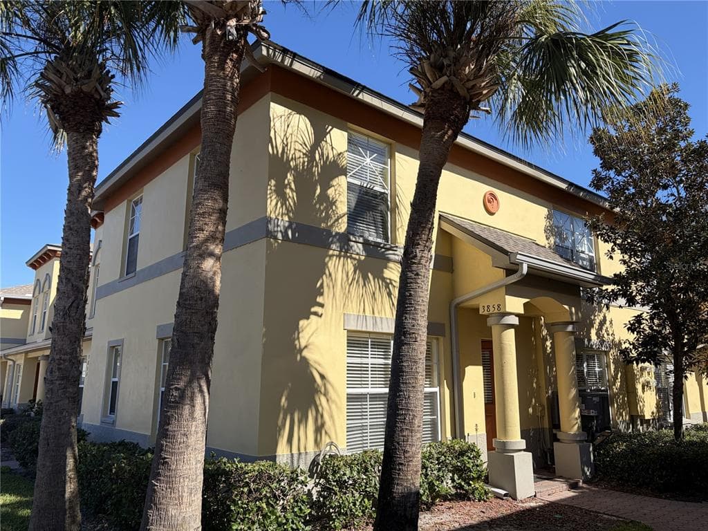 3858 ISLAND WAY, ST PETERSBURG, FL 33705