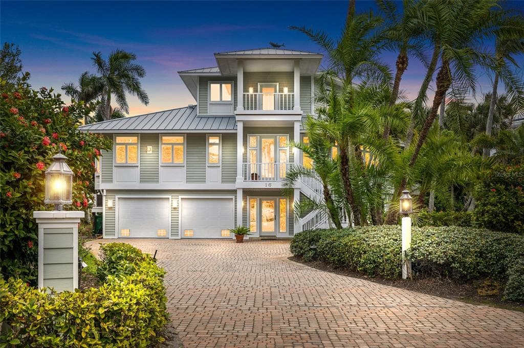 16 GROUPER HOLE DRIVE, BOCA GRANDE, FL 33921