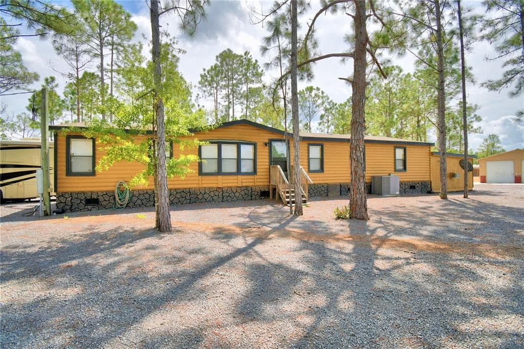 5660 E HIGHWAY 630, FROSTPROOF, FL 33843