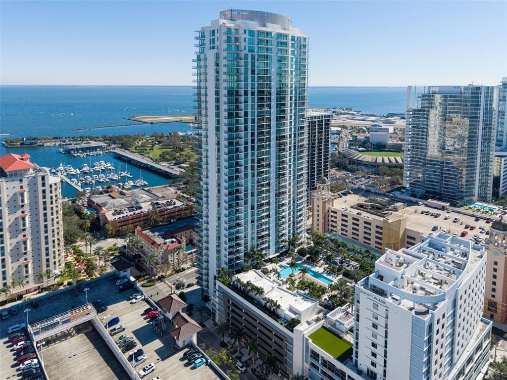 100 1ST AVENUE N # 3404, ST PETERSBURG, FL 33701