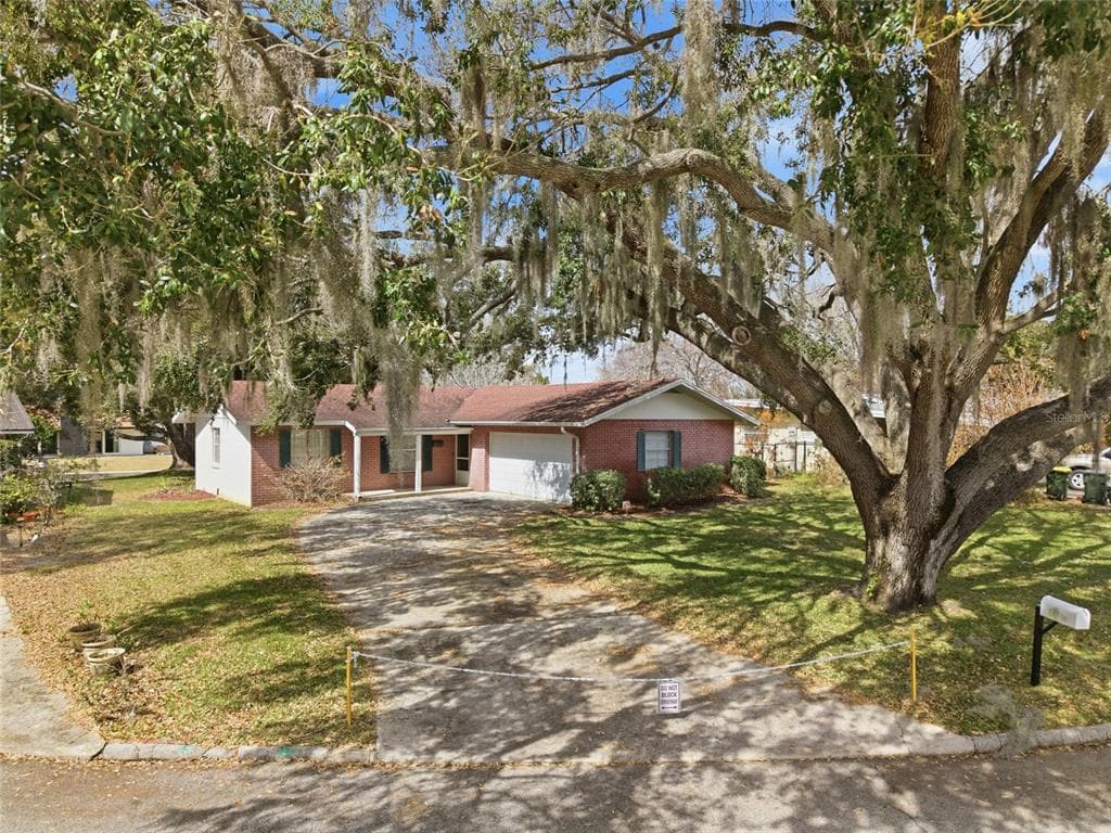530 MAR NAN MAR PLACE, CLERMONT, FL 34711