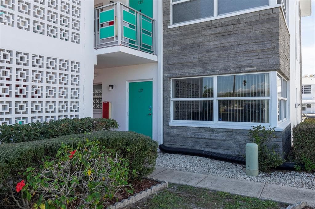 1950 59TH AVENUE N # 119, ST PETERSBURG, FL 33714