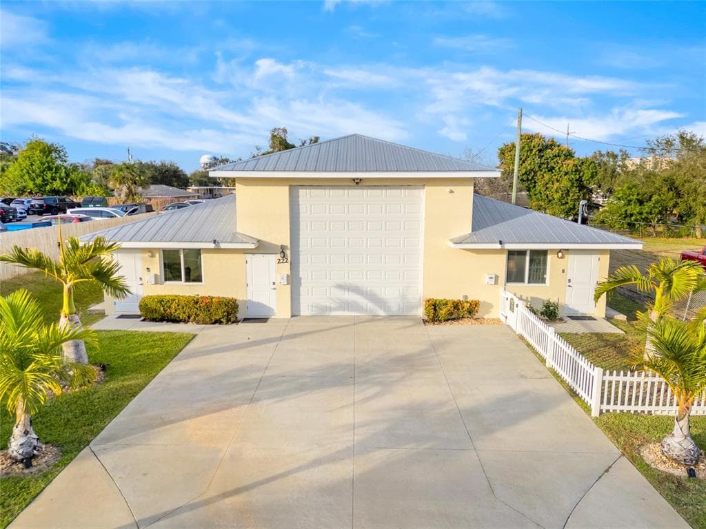 222 ROSA L JONES, COCOA, FL 32922