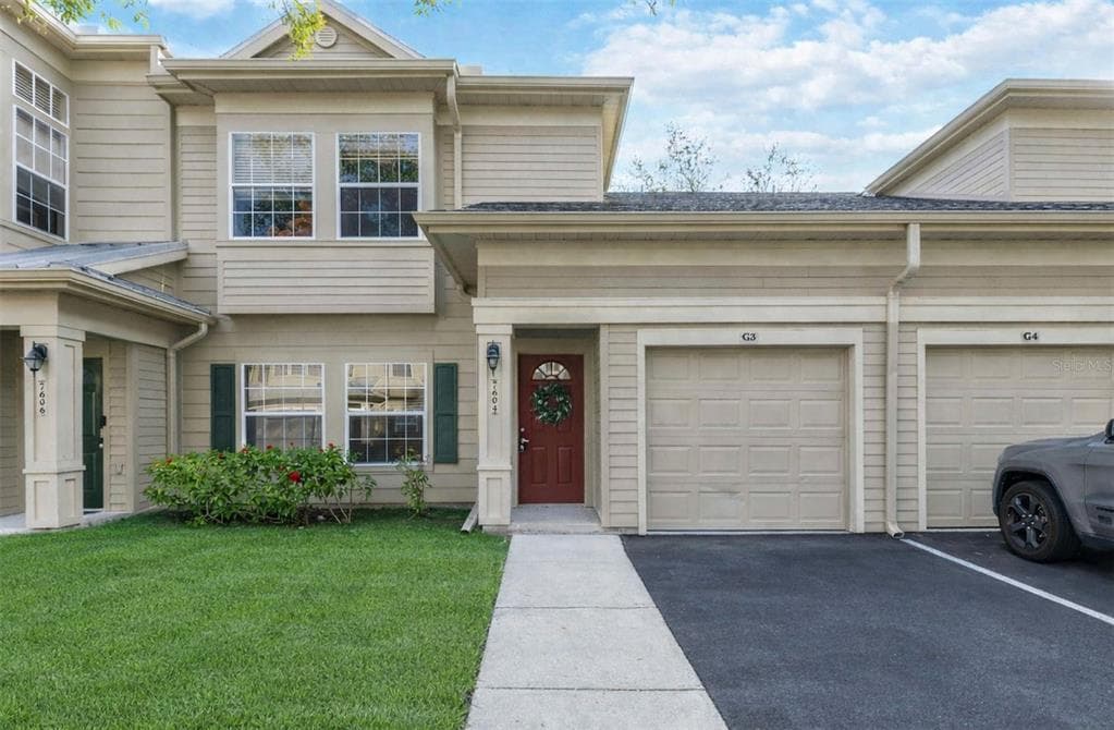 7604 PLANTATION CIRCLE # 7604, UNIVERSITY PARK, FL 34201