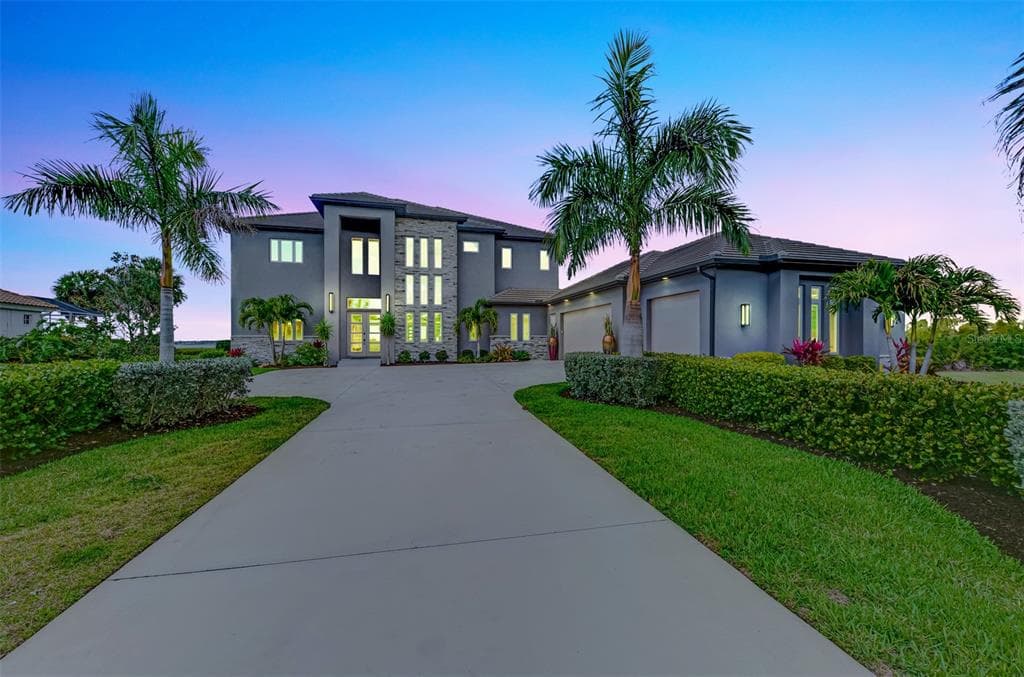 3051 RIVERSHORE LANE, PORT CHARLOTTE, FL 33953