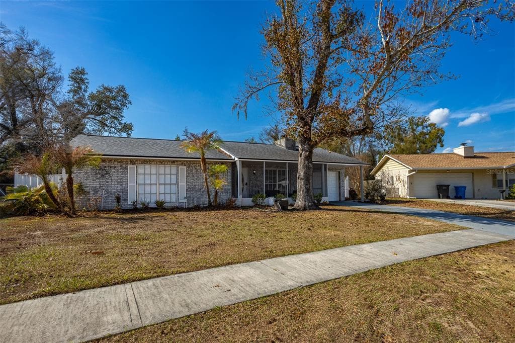 806 CHADSWORTH AVENUE, SEFFNER, FL 33584