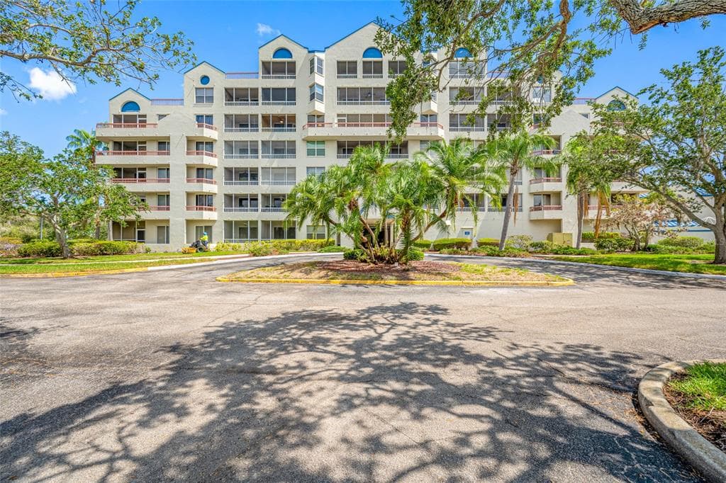2333 FEATHER SOUND DRIVE # A107, CLEARWATER, FL 33762