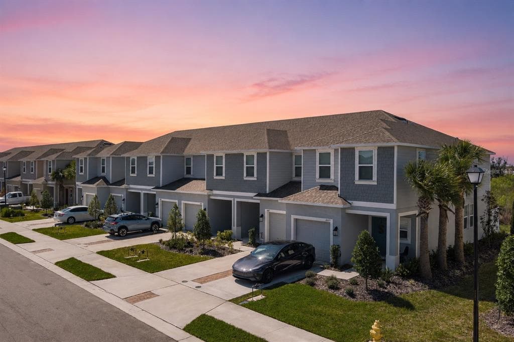 6011 WHETSTONE COURT, PALMETTO, FL 34221