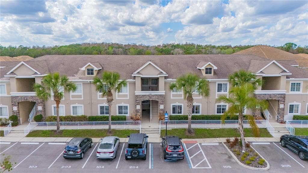 1195 GODAVARI WAY # 104, WESLEY CHAPEL, FL 33543