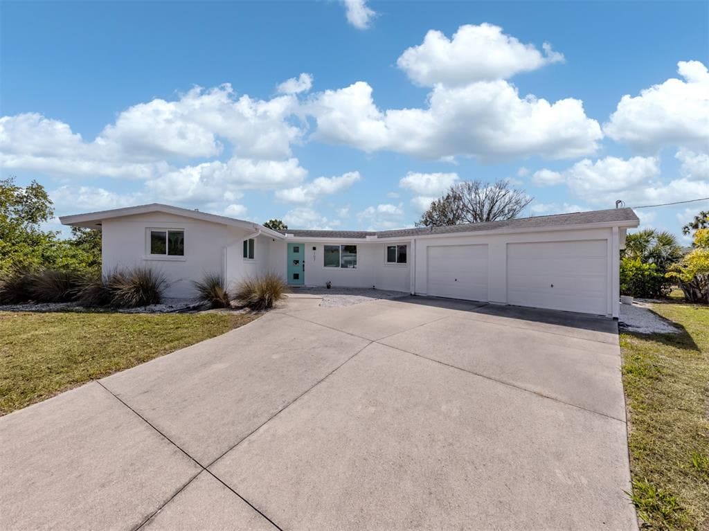 107 SORRENTO DRIVE, OSPREY, FL 34229
