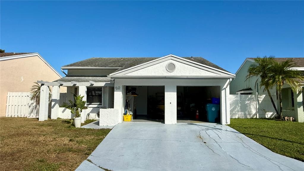 22 PAXFORD LANE, BOYNTON BEACH, FL 33426