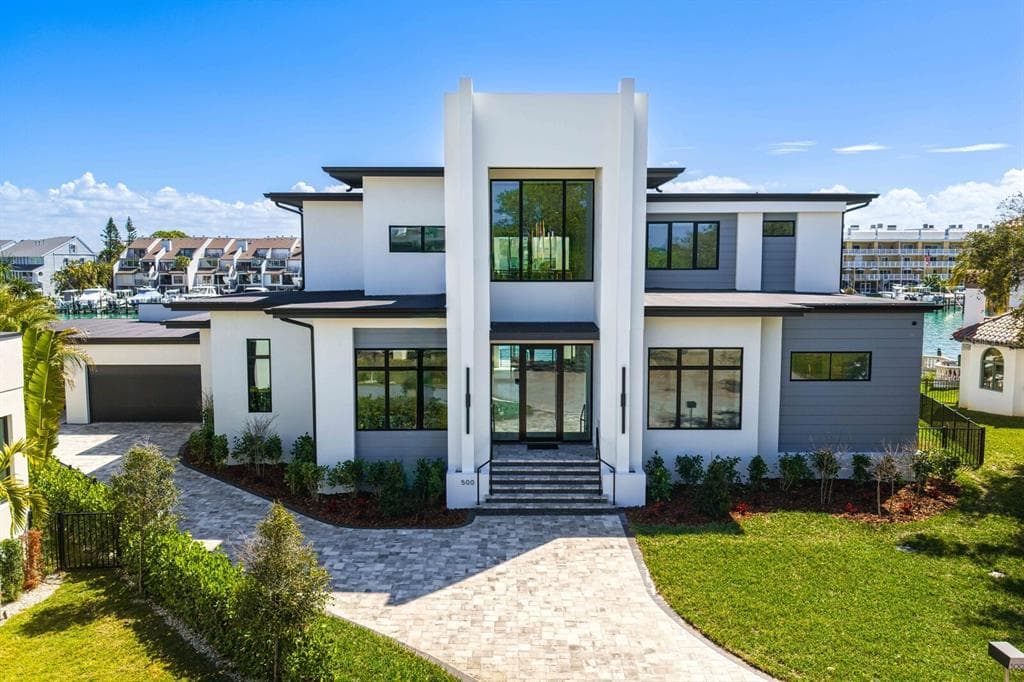 500 BARCELONA DRIVE, TIERRA VERDE, FL 33715