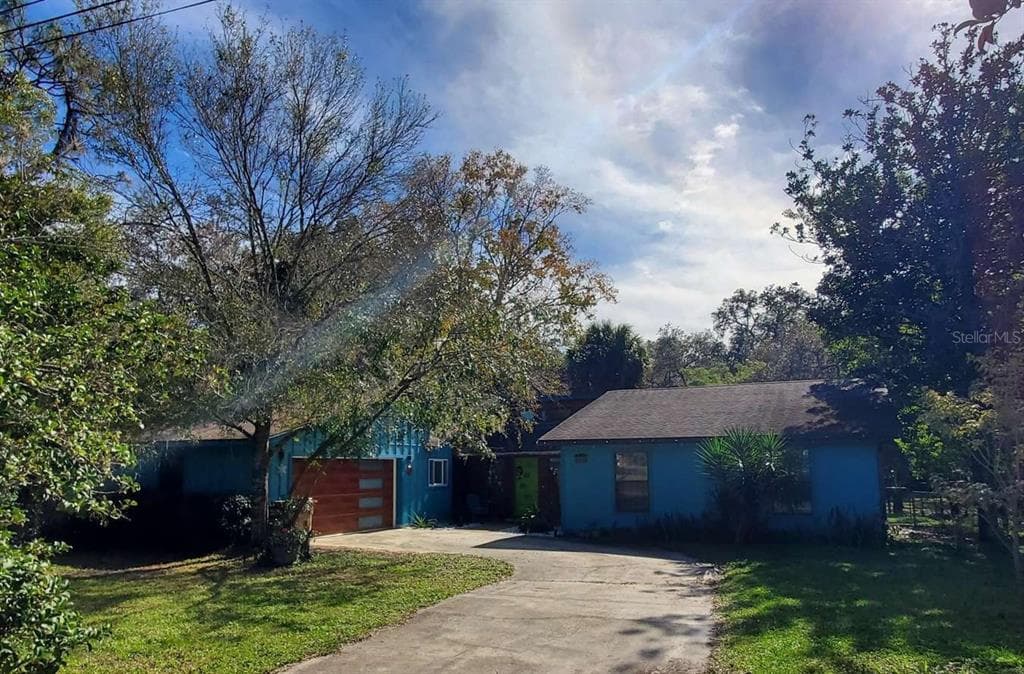5017 E 127TH AVENUE, TEMPLE TERRACE, FL 33617