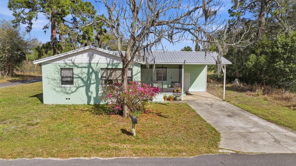 2627 MYRTLE AVENUE, MIMS, FL 32754