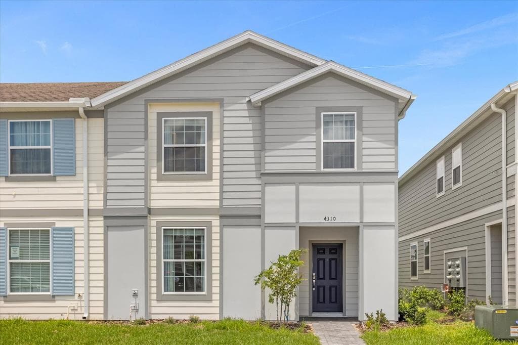 4310 LANA AVENUE, DAVENPORT, FL 33897