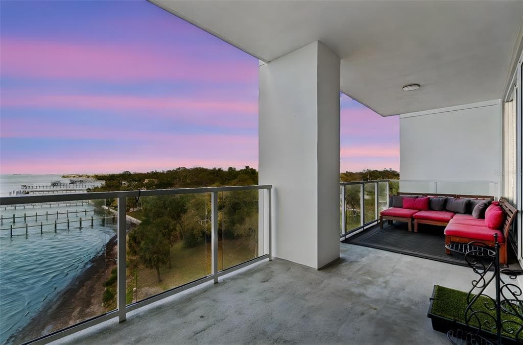 920 N OSCEOLA AVENUE # 604, CLEARWATER, FL 33755