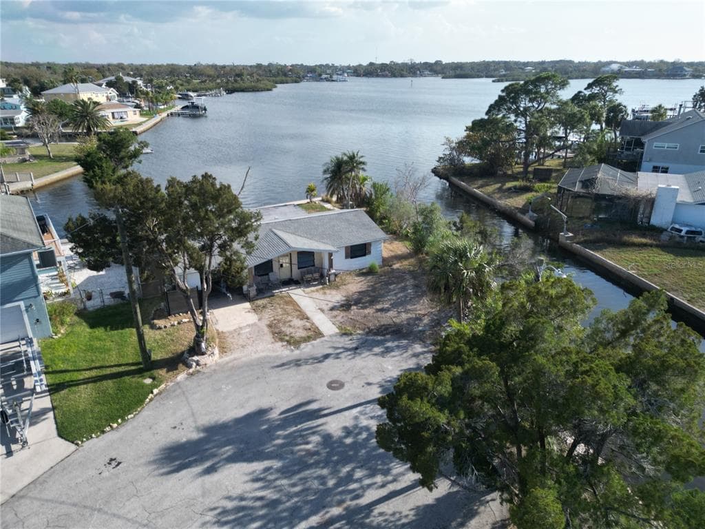 8402 DAMEN LANE, PORT RICHEY, FL 34668