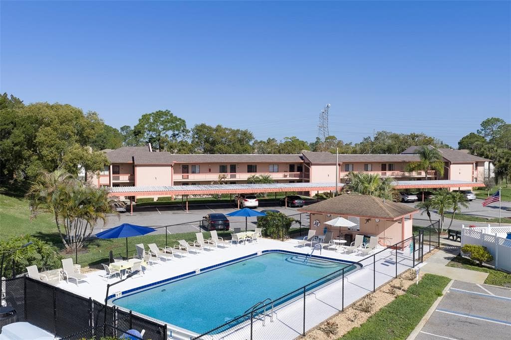 110 LAKESIDE COURT # 110, OLDSMAR, FL 34677