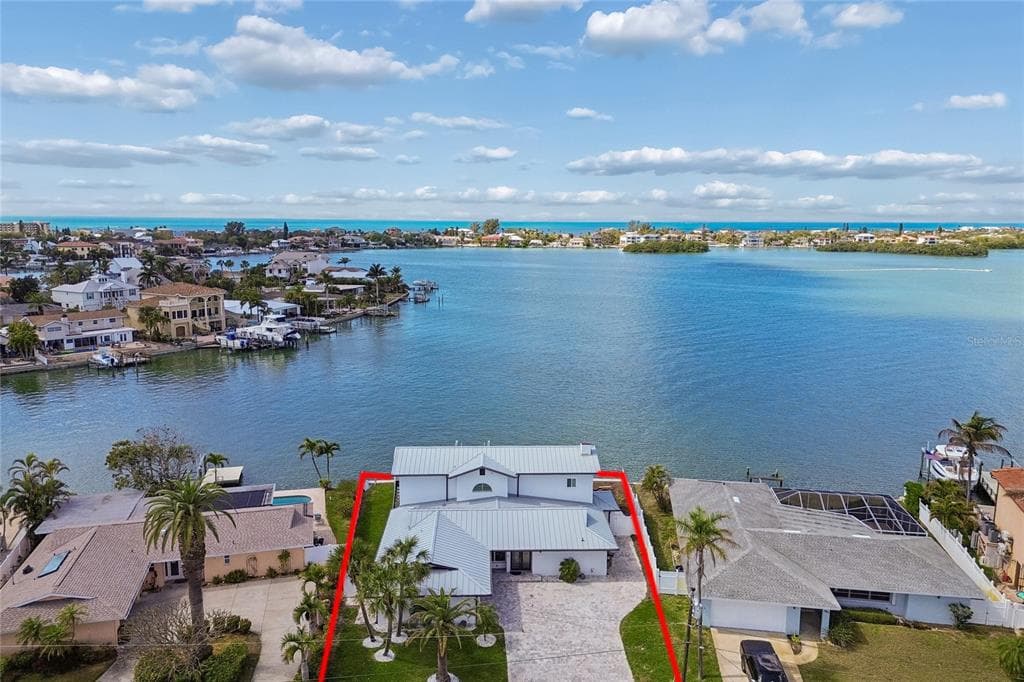 478 HARBOR DRIVE N, INDIAN ROCKS BEACH, FL 33785