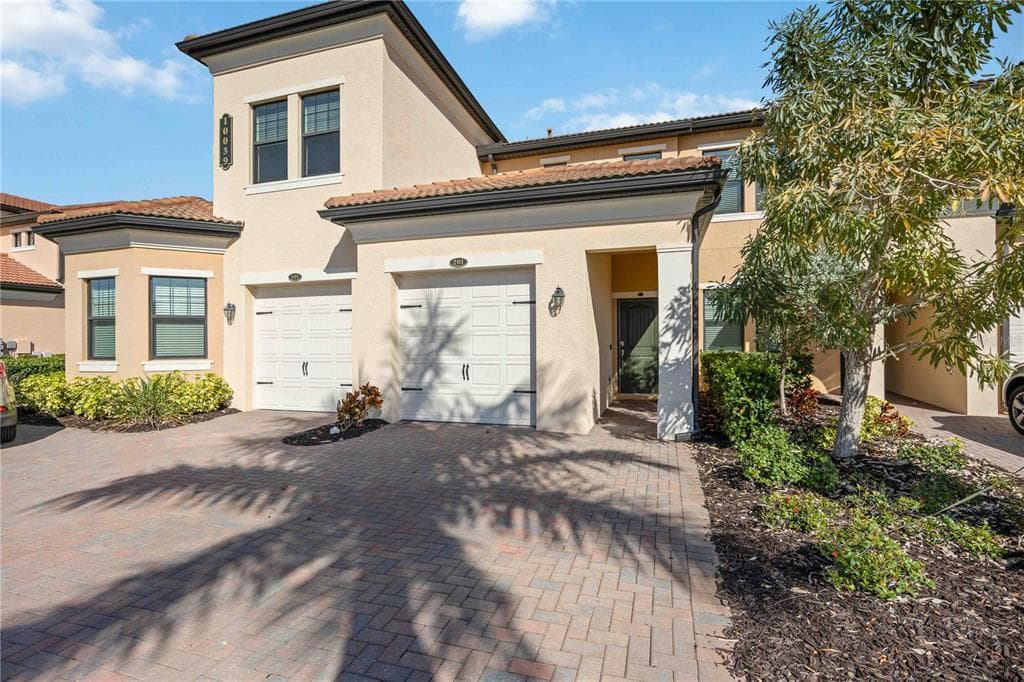 10039 CROOKED CREEK DRIVE # 201, VENICE, FL 34293