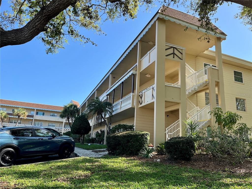 2041 AUSTRALIA WAY W # 49, CLEARWATER, FL 33763