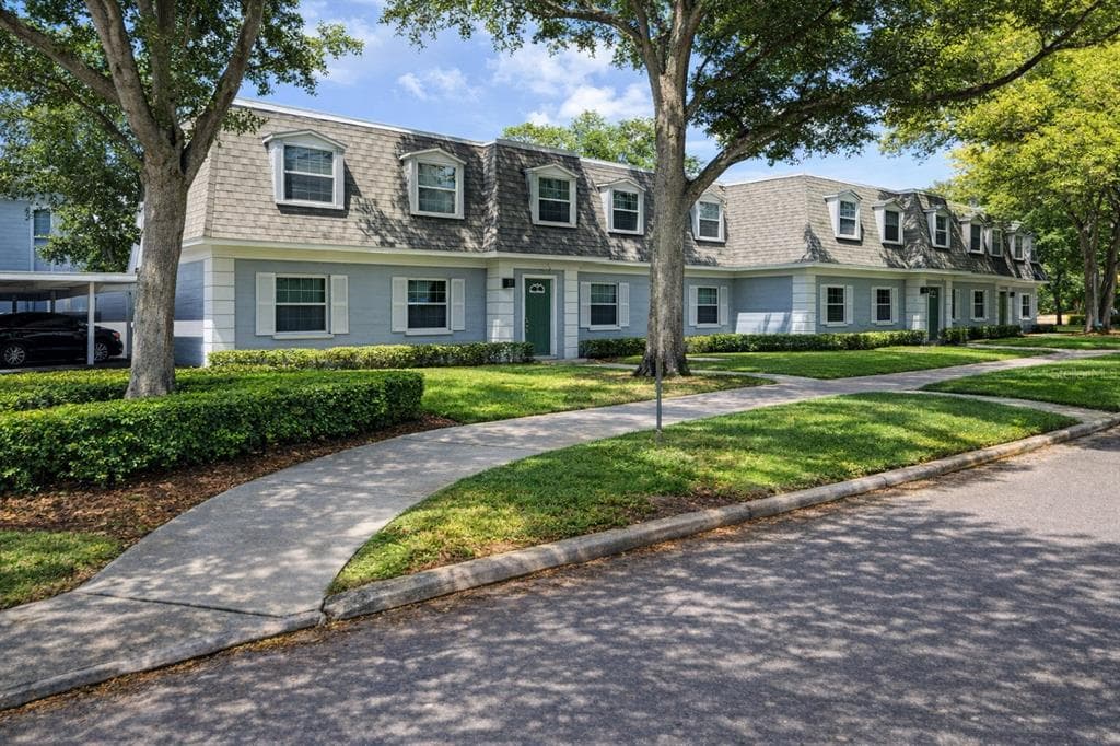 1712 BELLEAIR FOREST DRIVE # A, BELLEAIR, FL 33756