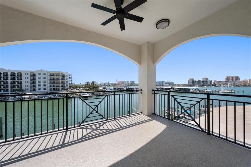 211 DOLPHIN POINT # 303, CLEARWATER, FL 33767