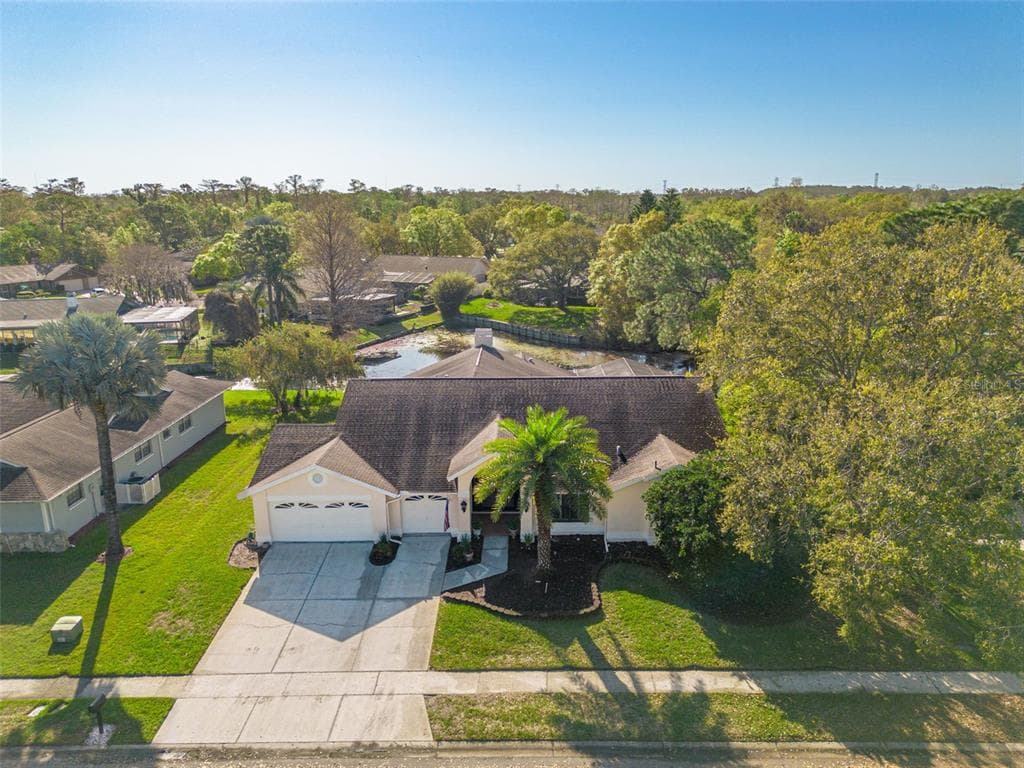 470 HICKORYNUT AVENUE, OLDSMAR, FL 34677