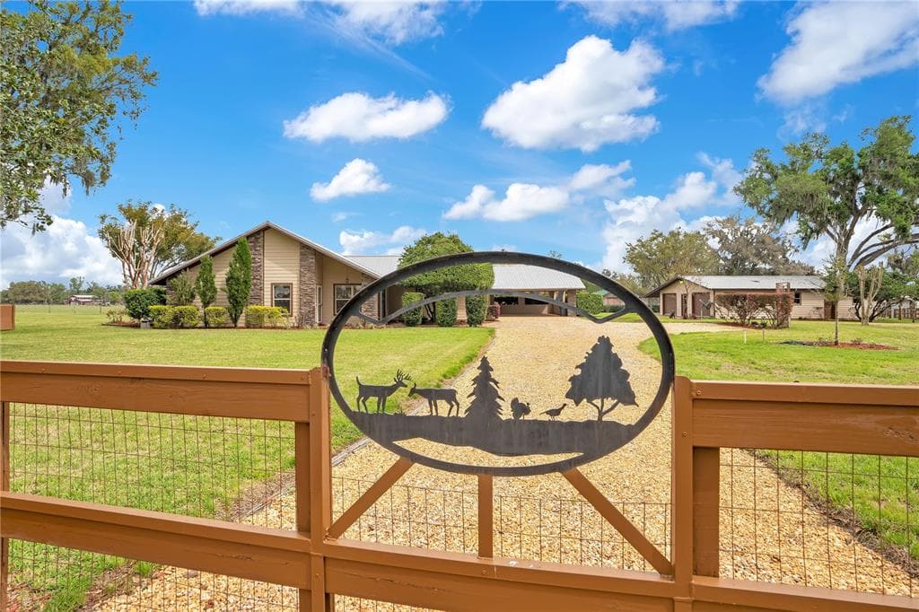 1401 BUELL COURT, PLANT CITY, FL 33567