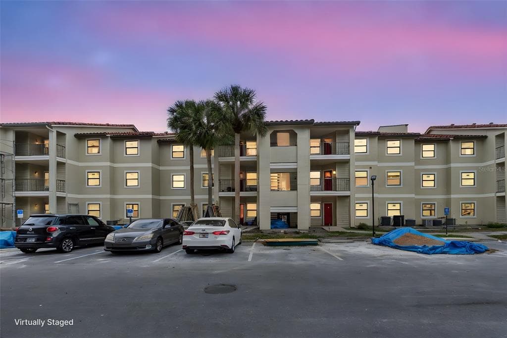 3016 PARKWAY BOULEVARD # 206, KISSIMMEE, FL 34747