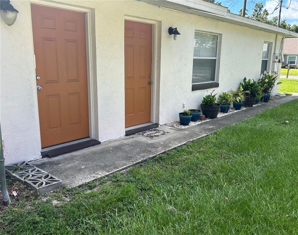 704 SUNSET AVENUE # B, AUBURNDALE, FL 33823