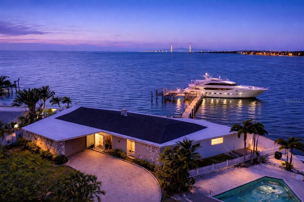 2970 68TH AVENUE S, ST PETERSBURG, FL 33712