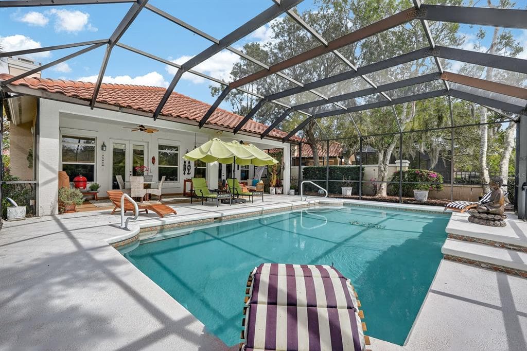 11 LAGUNA COURT, PALM COAST, FL 32137