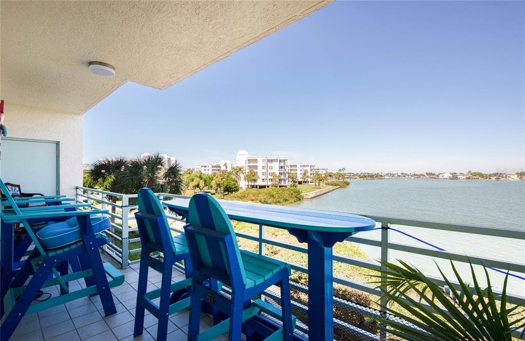 7979 SAILBOAT KEY BOULEVARD S # 208, SOUTH PASADENA, FL 33707