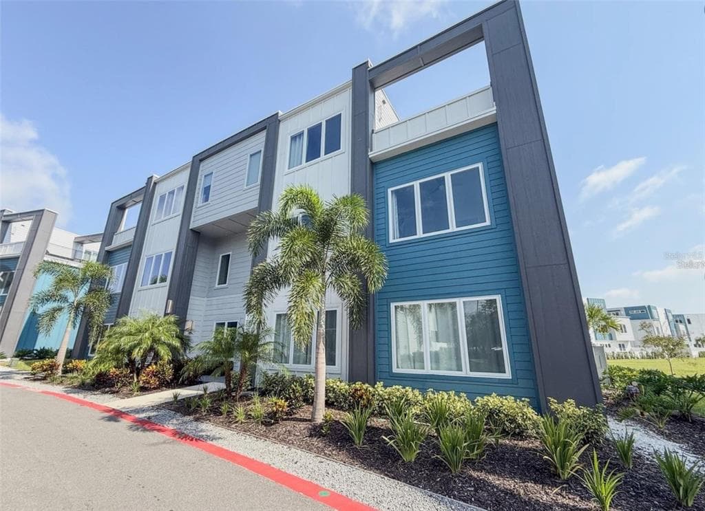 7770 SANDY RIDGE DRIVE # 224, KISSIMMEE, FL 34747