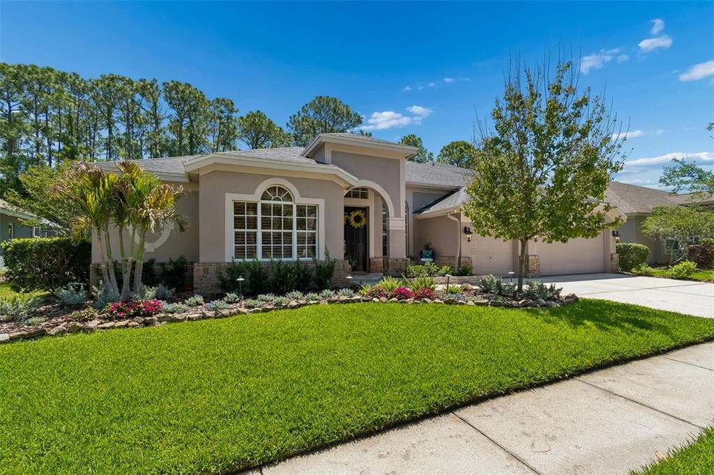 10423 GREENHEDGES DRIVE, TAMPA, FL 33626