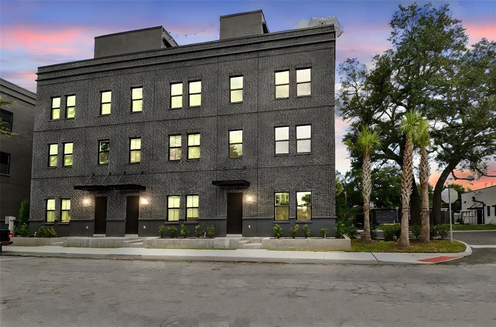 1218 E KAY STREET # 16, TAMPA, FL 33602