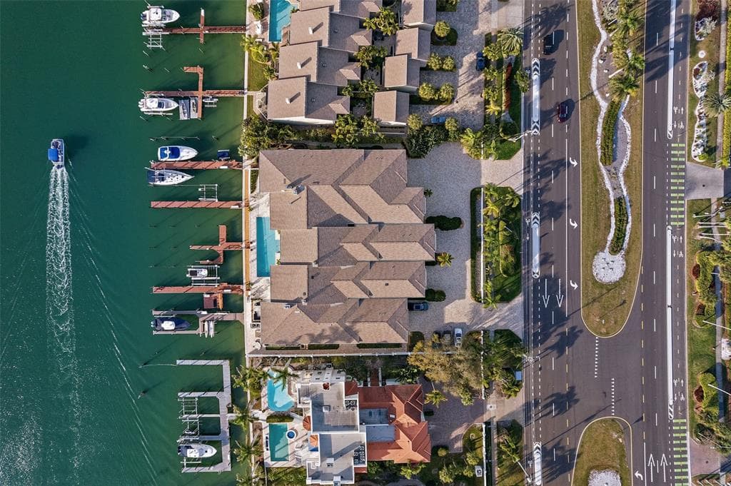 830 PINELLAS BAYWAY S, TIERRA VERDE, FL 33715