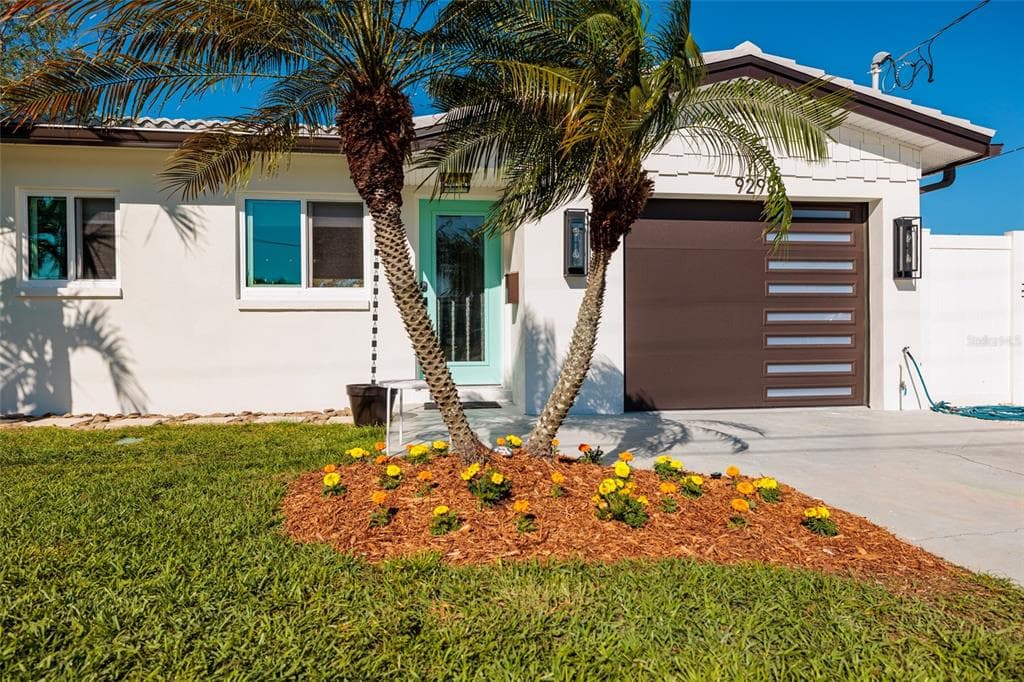 9298 SUN ISLE DRIVE NE, ST PETERSBURG, FL 33702