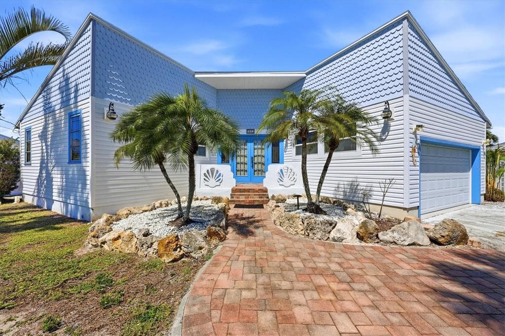 1052 KANT STREET, ENGLEWOOD, FL 34224