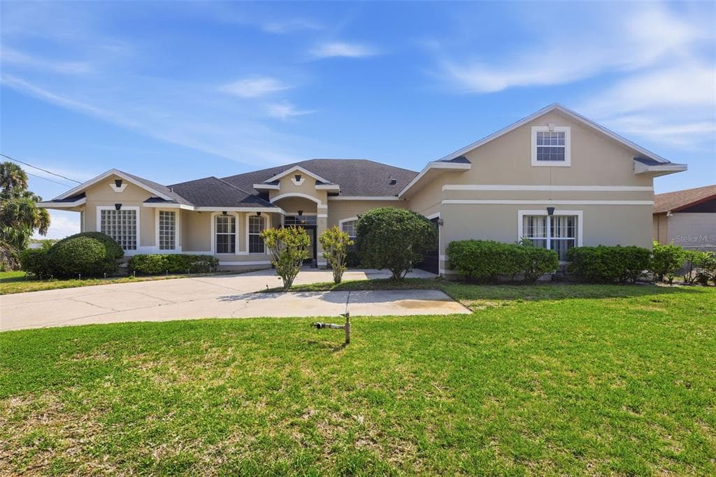 1051 DUNBAR AVENUE, SANFORD, FL 32771